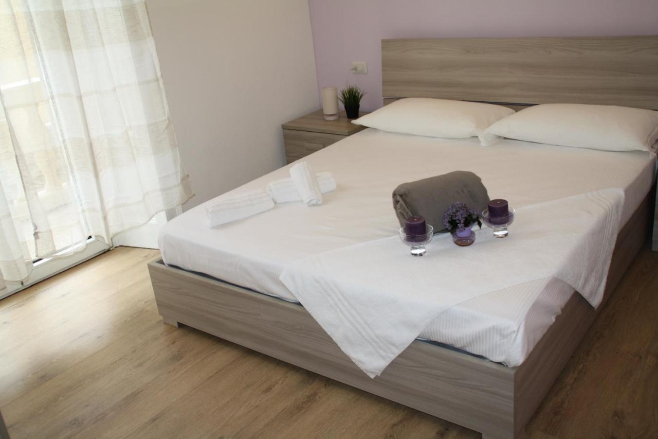 Le Colonne Milano Bed & Breakfast Exterior photo